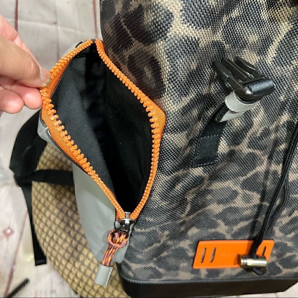 COACH Ranger Men’s Women’s Backpack Animal Camo Script Print NWT - Picture 11 of 16